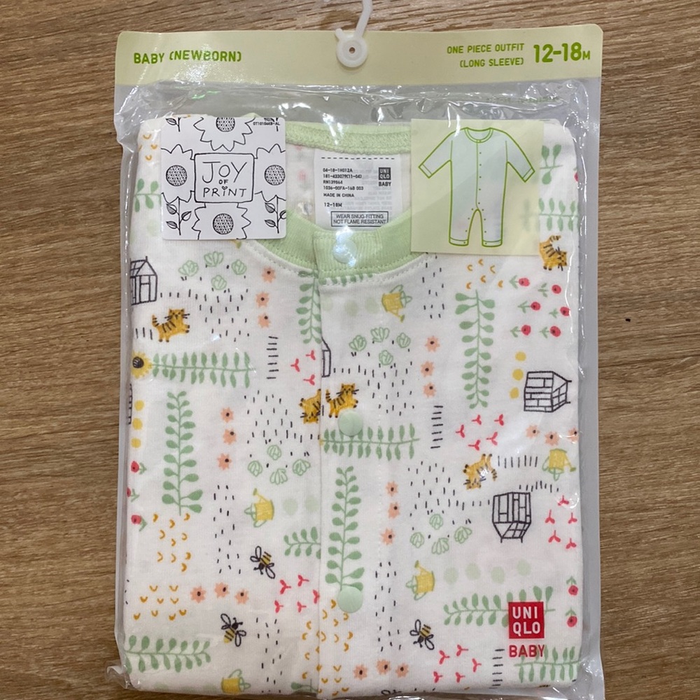Uniqlo onesie 12-18 months